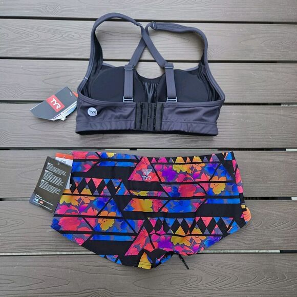 TYR Womens Solid Grey Lily Top  Santa Rosa Cheeky short Set Sz S NEW - Picture 2 of 4